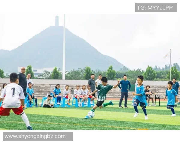 汇聚世界足球球星同台竞技展现绿茵激情盛宴