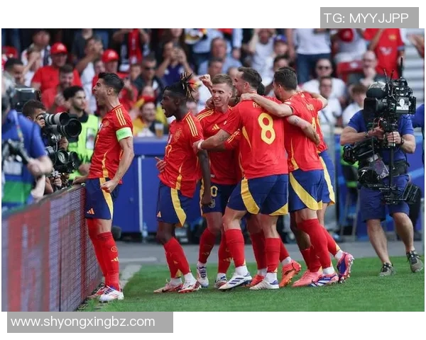 德国足球顶级球星是谁探索德甲豪强背后的足球传奇与未来之星